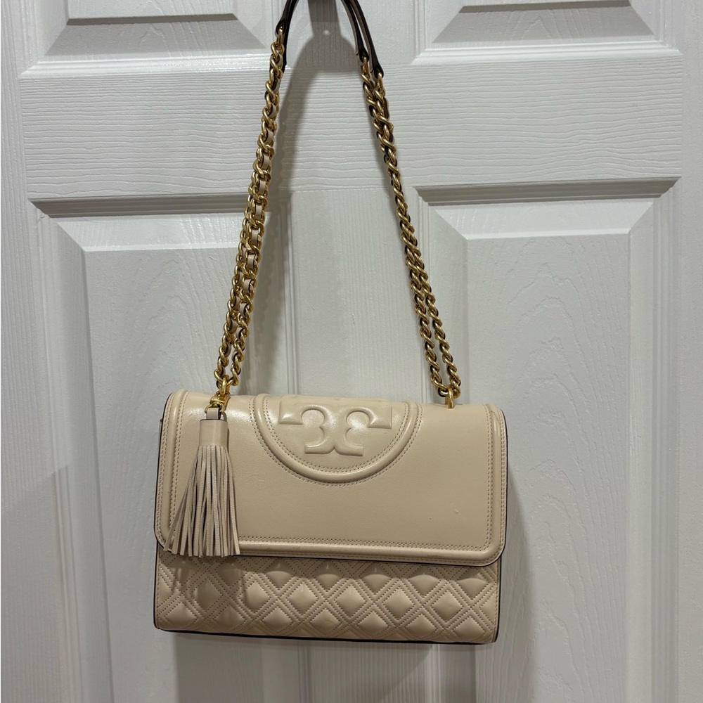 Tory Burch Quilted Fleming - Chic Cream Shoulder Bag with Gold Chain